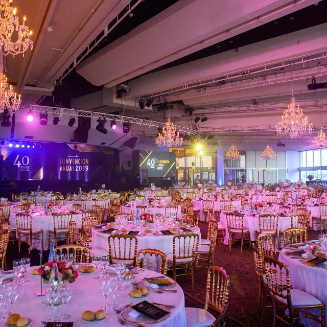 Le salon des Ambassadeurs au Palais des Festivals et des Congrès de Cannes